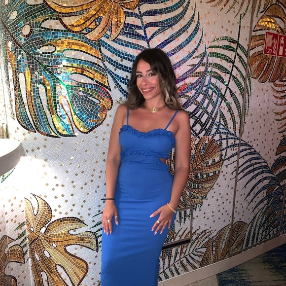 Meet your Posher, Jessica - Picture 1 of 2